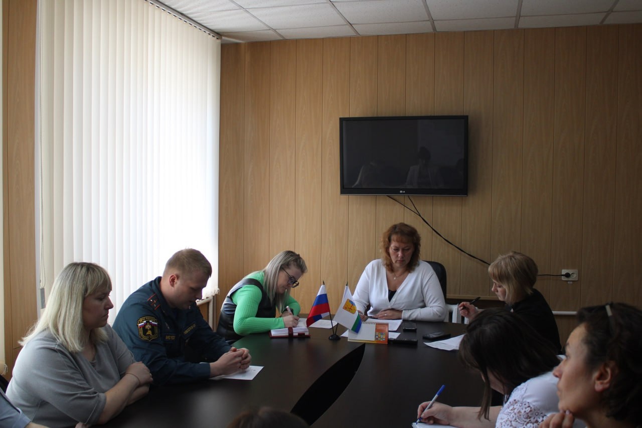 Сегодня глава Свечинского муниципального округа Г.С.Гоголева провела очередное заседание межведомственной комиссии по профилактике правонарушений..