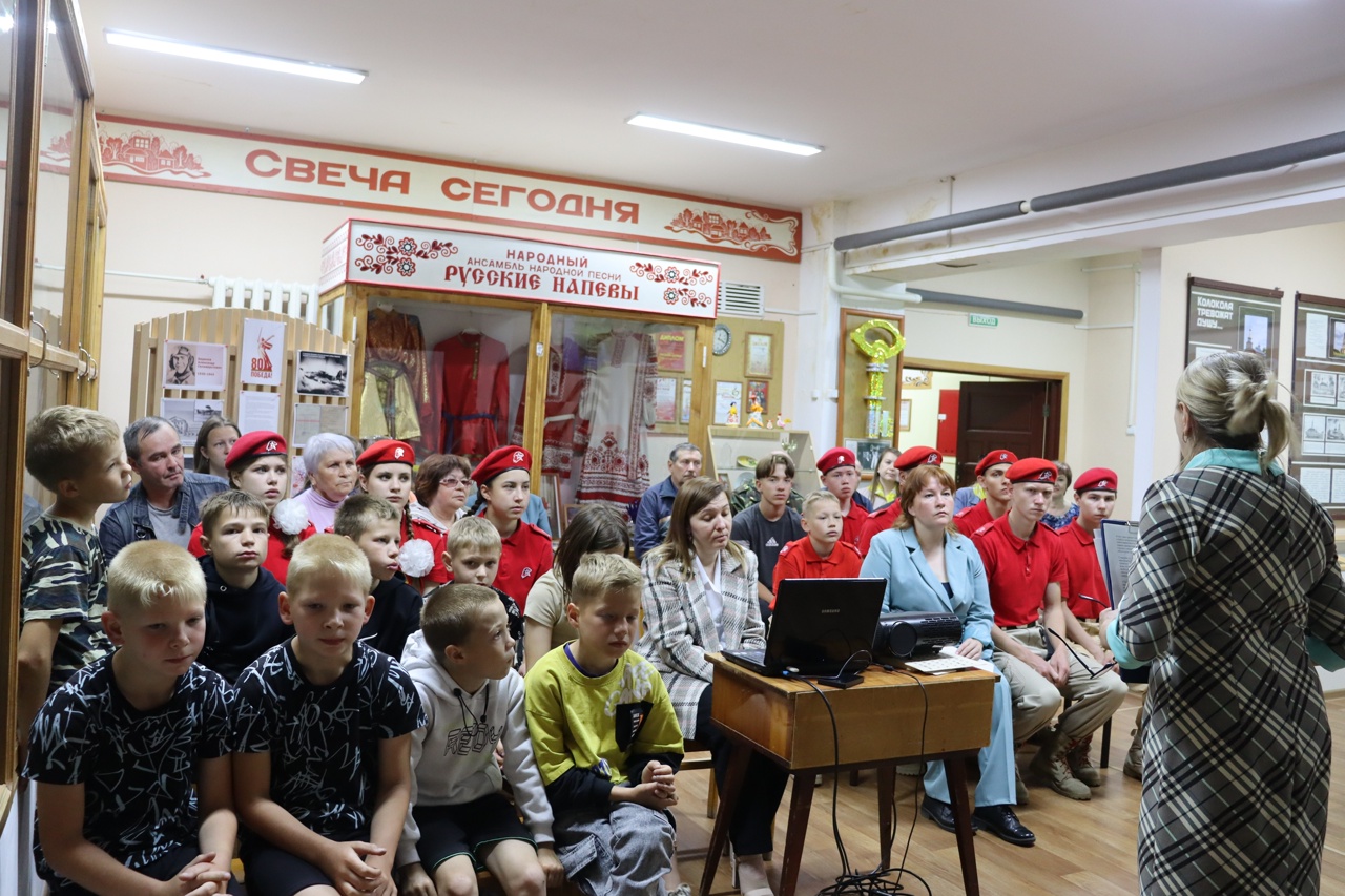 &quot;Живая память&quot;…под таким названием сегодня в центре культуры и досуга прошла встреча в честь Дня ветеранов боевых действий..