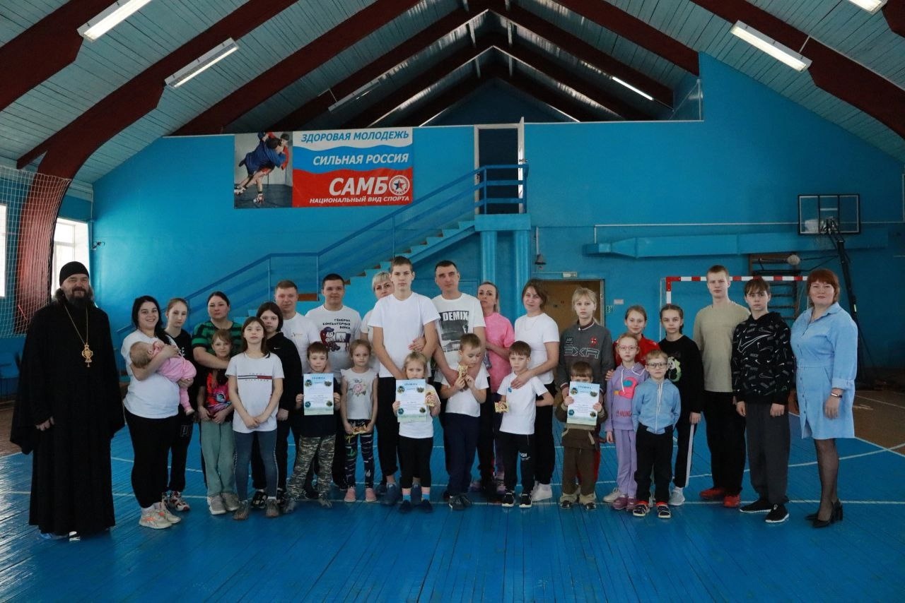 🎉 Сегодня в спорткомплексе деревни Самоулки прошёл фестиваль «Удаль молодёцкая»! 🎉.