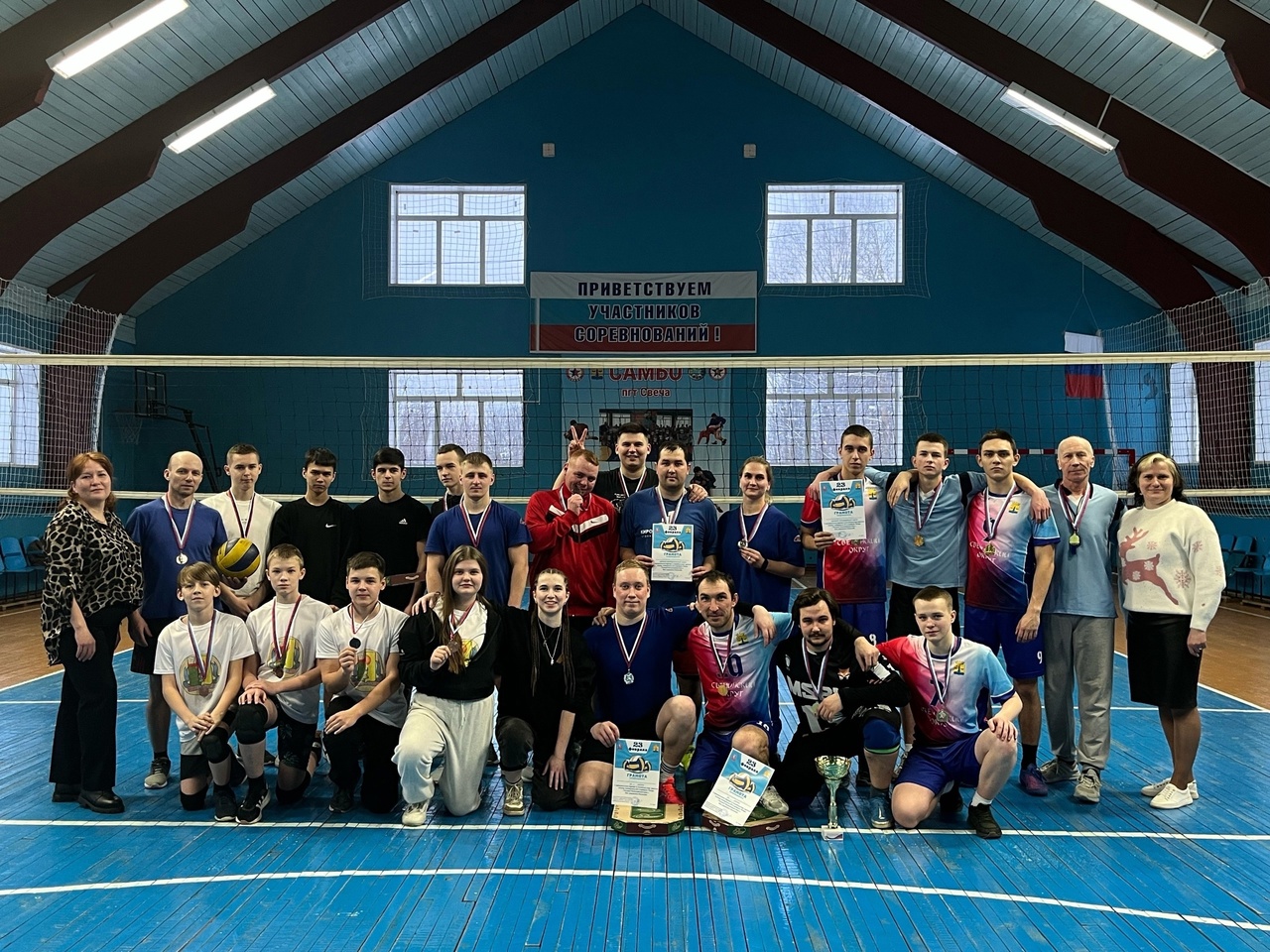 Сегодня в спортивном комплексе деревни Самоулки развернулась настоящая битва за победу!.