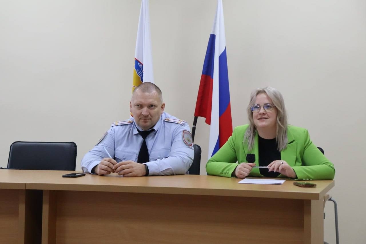 Сегодня состоялось заседание штаба народной дружины Свечинского муниципального округа под председательством руководителя штаба Асеевой Алеси Сергеевны..