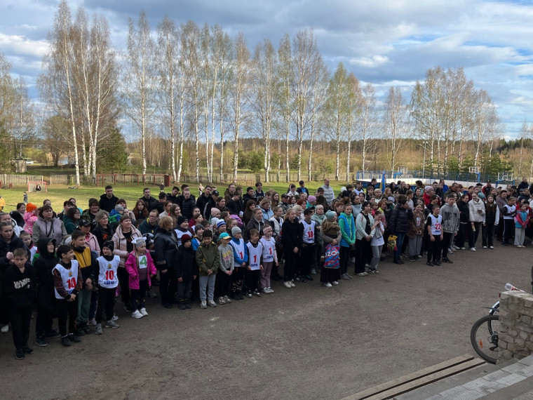 Сегодня прошла легкоатлетическая эстафета, посвященная празднованию 80-летия Победы на приз районной газеты "Наша Свеча".. Сегодня прошла легкоатлетическая эстафета, посвященная празднованию 80-летия Победы на приз районной газеты "Наша Свеча"..